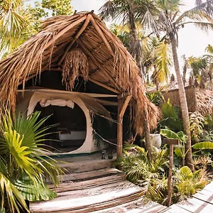  Tente de luxe Uman Glamping & Cenote Mexique