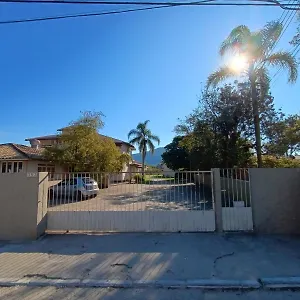 residencial-caramujo.santa-catarina-brasil.com/